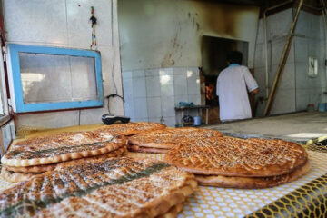 تعطیلی ساعتی و گاه روزانه برخی نانوایی ها در ساوه؛ دلیل چیست؟