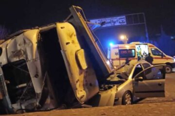 سوانح رانندگی در ساوه ۱۶ مصدوم بر جا گذاشت